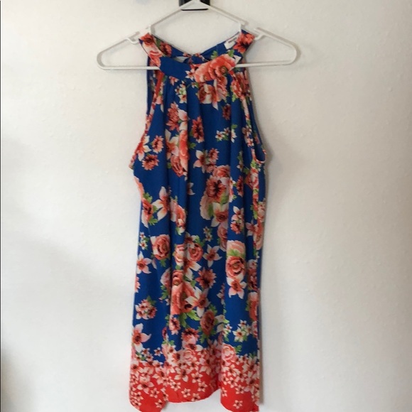boutique Dresses & Skirts - Floral tie neck dress, small, never worn.